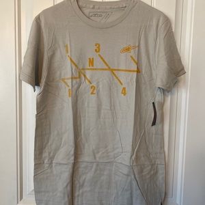 Mens alpinestars tshirt, size medium, light grey